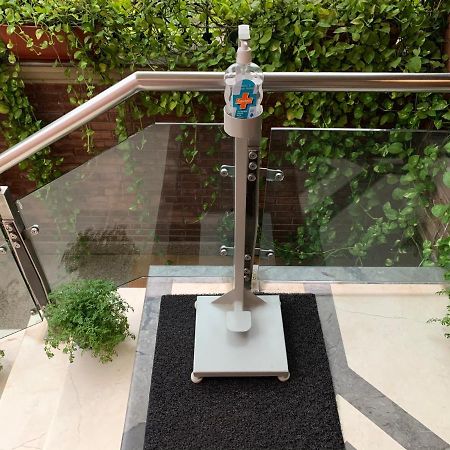 La Residence Gurgaon Extérieur photo