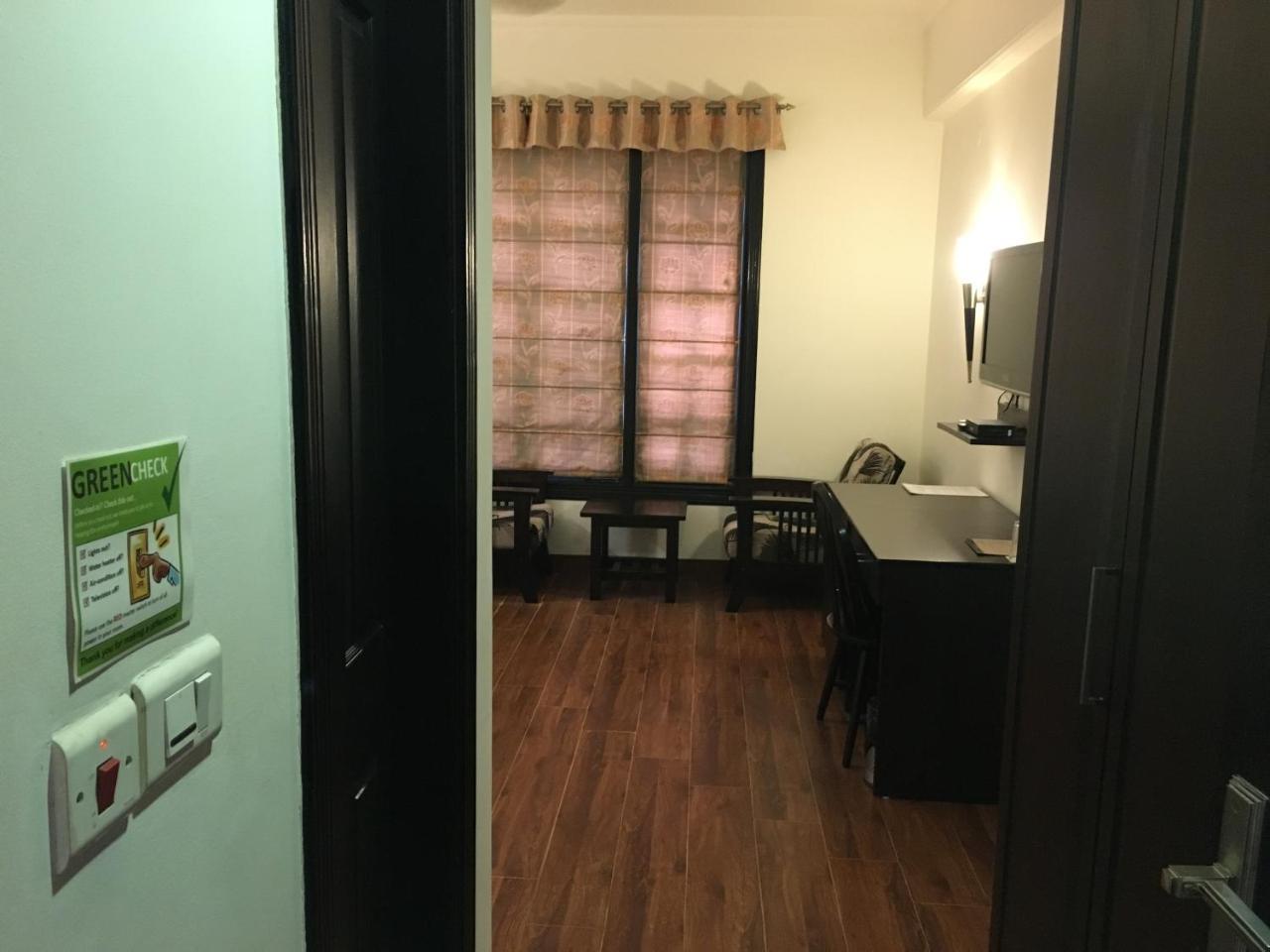La Residence Gurgaon Extérieur photo